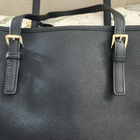 Michael Kors large black tote and matching wallet wristlet - Picture 14 of 16